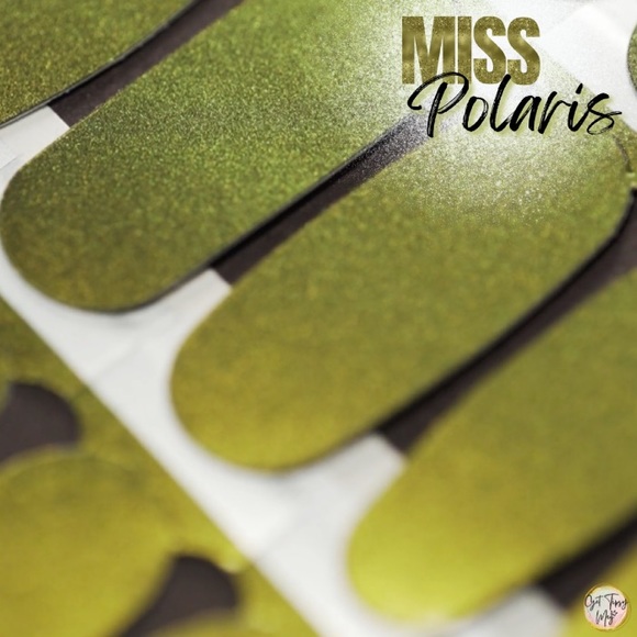 Color Street Miss Polaris - Picture 2 of 4